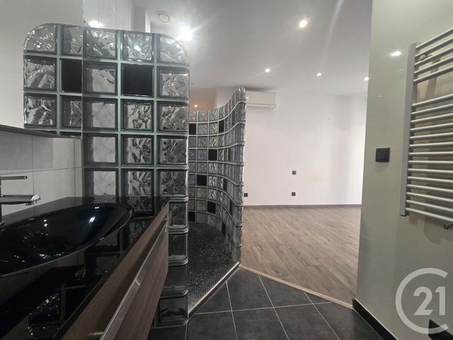 Afficher la photo en grand maison à vendre - 5 pièces - 111.21 m2 - ST MAUR DES FOSSES - 94 - ILE-DE-FRANCE - Century 21 Immo Bac