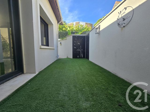 Afficher la photo en grand maison à vendre - 5 pièces - 111.21 m2 - ST MAUR DES FOSSES - 94 - ILE-DE-FRANCE - Century 21 Immo Bac