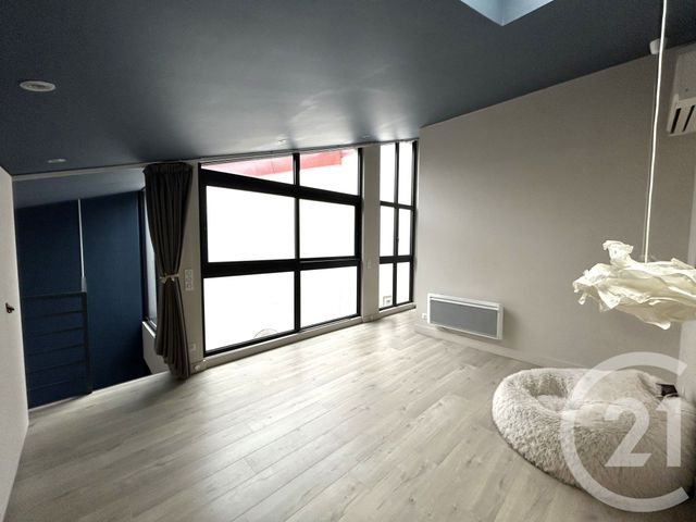 Appartement Loft à vendre - 3 pièces - 76.01 m2 - ST MAUR DES FOSSES - 94 - ILE-DE-FRANCE - Century 21 Immo Bac