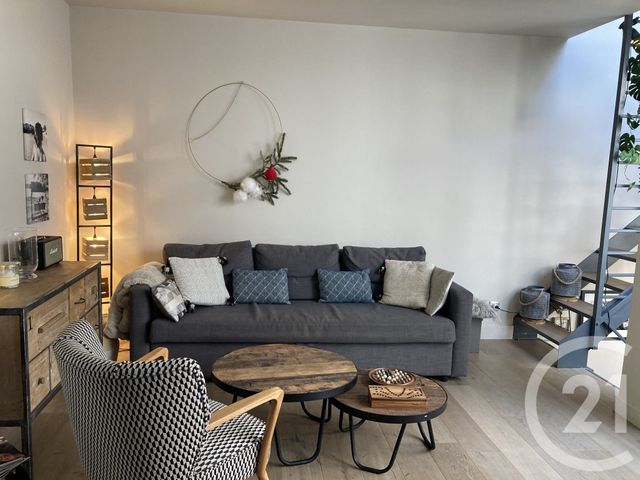 Appartement Loft à vendre - 3 pièces - 76.01 m2 - ST MAUR DES FOSSES - 94 - ILE-DE-FRANCE - Century 21 Immo Bac