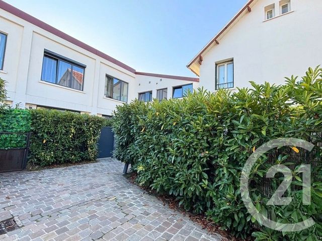 Appartement Loft à vendre - 3 pièces - 76.01 m2 - ST MAUR DES FOSSES - 94 - ILE-DE-FRANCE - Century 21 Immo Bac