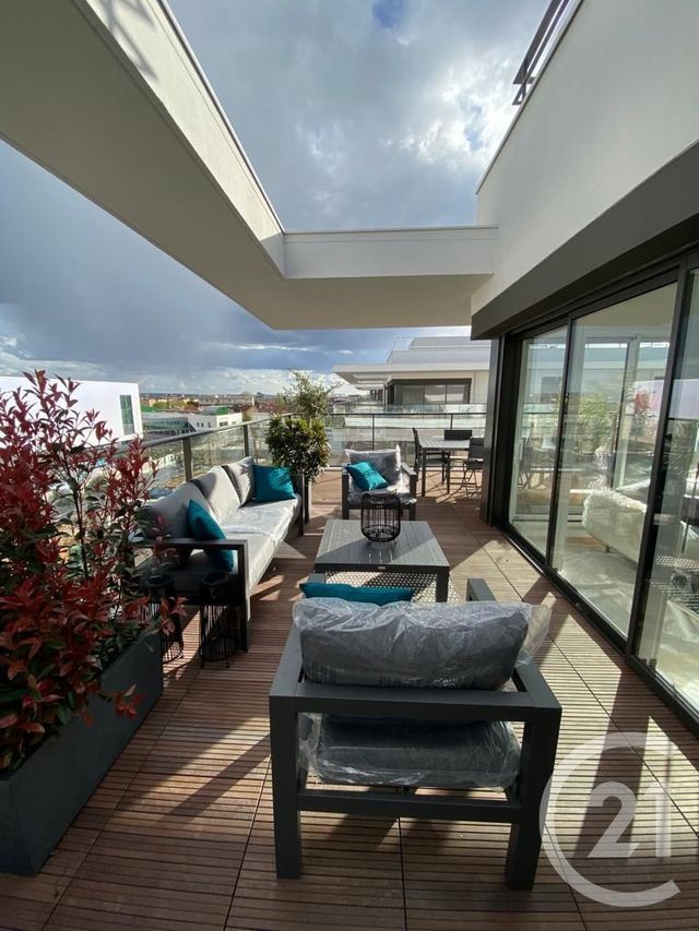 Appartement F5 à vendre - 5 pièces - 89.38 m2 - ST MAUR DES FOSSES - 94 - ILE-DE-FRANCE - Century 21 Immo Bac