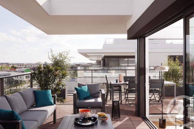 Appartement F5 à vendre - 5 pièces - 88.15 m2 - LA VARENNE ST HILAIRE - 94 - ILE-DE-FRANCE - Century 21 Immo Bac