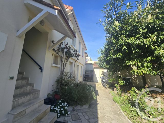 immeuble à vendre - 358.0 m2 - ST MAUR DES FOSSES - 94 - ILE-DE-FRANCE - Century 21 Immo Bac