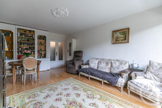 Afficher la photo en grand Appartement F4 à vendre - 4 pièces - 87.97 m2 - ST MAUR DES FOSSES - 94 - ILE-DE-FRANCE - Century 21 Immo Bac