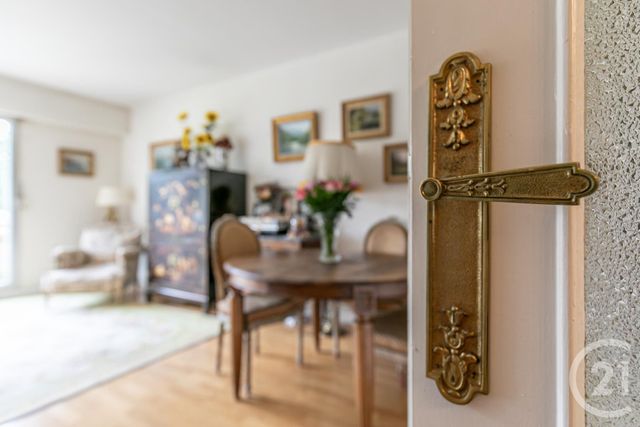 Afficher la photo en grand Appartement F4 à vendre - 4 pièces - 87.97 m2 - ST MAUR DES FOSSES - 94 - ILE-DE-FRANCE - Century 21 Immo Bac