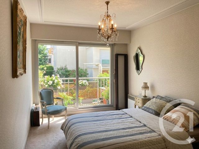 Appartement F4 à vendre - 5 pièces - 87.97 m2 - ST MAUR DES FOSSES - 94 - ILE-DE-FRANCE - Century 21 Immo Bac