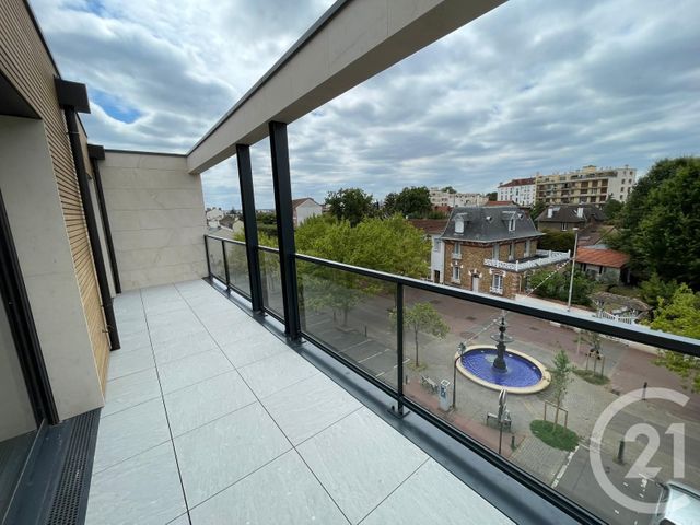 Appartement F5 à vendre - 6 pièces - 127.7 m2 - ST MAUR DES FOSSES - 94 - ILE-DE-FRANCE - Century 21 Immo Bac