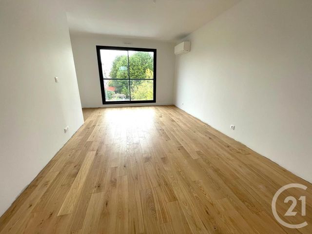 Appartement F5 à vendre - 6 pièces - 127.7 m2 - ST MAUR DES FOSSES - 94 - ILE-DE-FRANCE - Century 21 Immo Bac