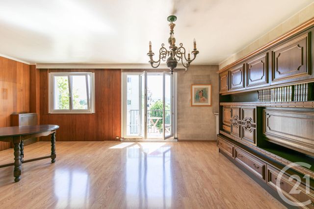 Appartement F4 à vendre - 4 pièces - 75.57 m2 - ST MAUR DES FOSSES - 94 - ILE-DE-FRANCE - Century 21 Immo Bac