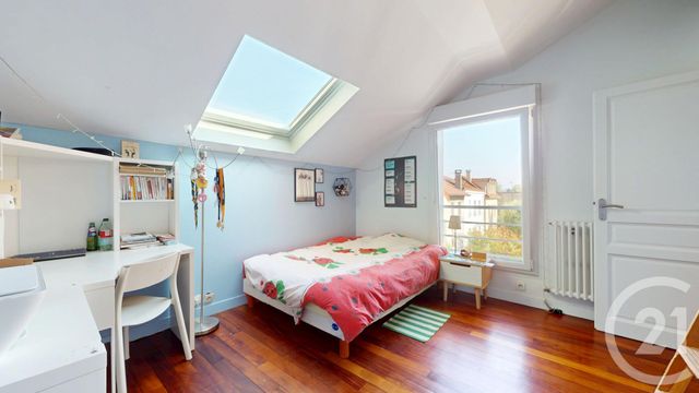 maison à vendre - 9 pièces - 193.0 m2 - ST MAUR DES FOSSES - 94 - ILE-DE-FRANCE - Century 21 Immo Bac