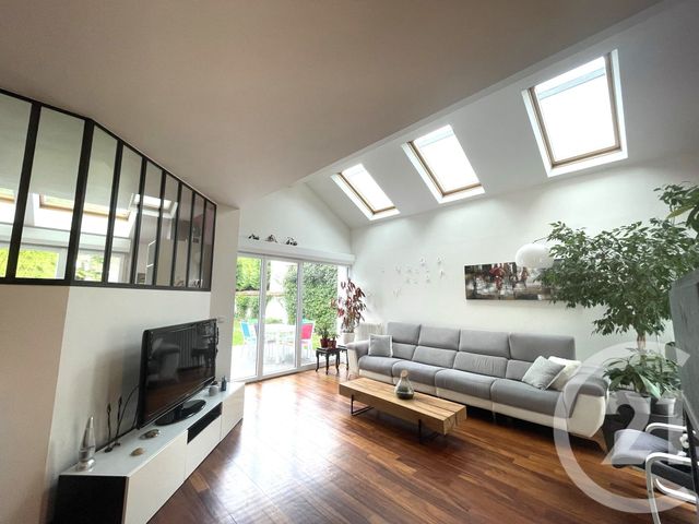 maison à vendre - 9 pièces - 193.0 m2 - ST MAUR DES FOSSES - 94 - ILE-DE-FRANCE - Century 21 Immo Bac