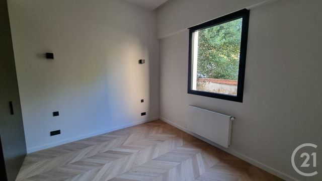 maison à vendre - 5 pièces - 95.0 m2 - LA VARENNE ST HILAIRE - 94 - ILE-DE-FRANCE - Century 21 Immo Bac