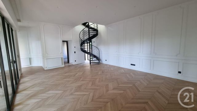 maison à vendre - 5 pièces - 95.0 m2 - LA VARENNE ST HILAIRE - 94 - ILE-DE-FRANCE - Century 21 Immo Bac