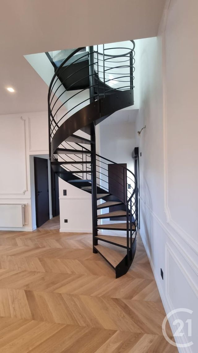 maison à vendre - 5 pièces - 95.0 m2 - LA VARENNE ST HILAIRE - 94 - ILE-DE-FRANCE - Century 21 Immo Bac