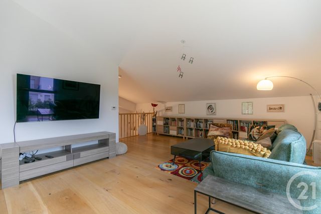 Appartement Duplex à vendre - 5 pièces - 92.16 m2 - CHENNEVIERES SUR MARNE - 94 - ILE-DE-FRANCE - Century 21 Immo Bac