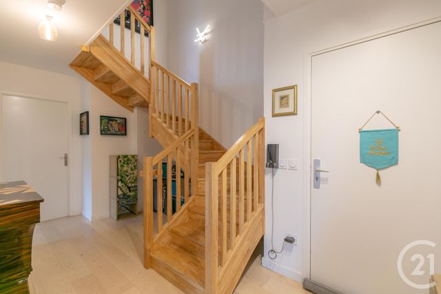 Appartement Duplex à vendre - 5 pièces - 92.16 m2 - CHENNEVIERES SUR MARNE - 94 - ILE-DE-FRANCE - Century 21 Immo Bac