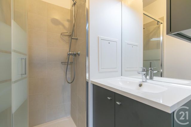 Appartement Duplex à vendre - 5 pièces - 92.16 m2 - CHENNEVIERES SUR MARNE - 94 - ILE-DE-FRANCE - Century 21 Immo Bac