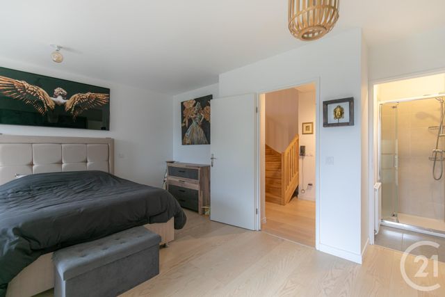 Appartement Duplex à vendre - 5 pièces - 92.16 m2 - CHENNEVIERES SUR MARNE - 94 - ILE-DE-FRANCE - Century 21 Immo Bac