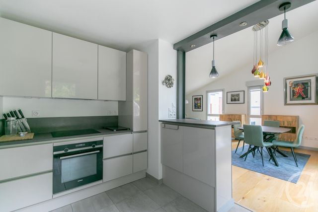 Appartement Duplex à vendre - 5 pièces - 92.16 m2 - CHENNEVIERES SUR MARNE - 94 - ILE-DE-FRANCE - Century 21 Immo Bac