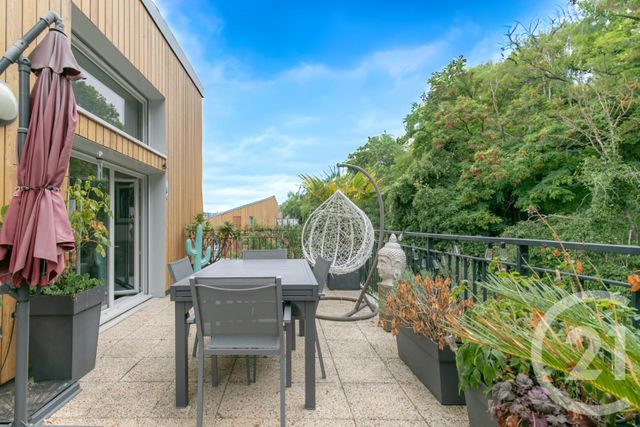 Appartement Duplex à vendre - 5 pièces - 92.16 m2 - CHENNEVIERES SUR MARNE - 94 - ILE-DE-FRANCE - Century 21 Immo Bac