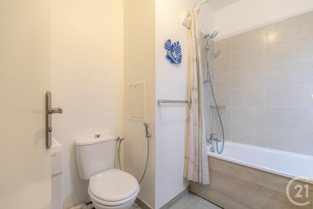 Appartement Duplex à vendre - 5 pièces - 92.16 m2 - CHENNEVIERES SUR MARNE - 94 - ILE-DE-FRANCE - Century 21 Immo Bac