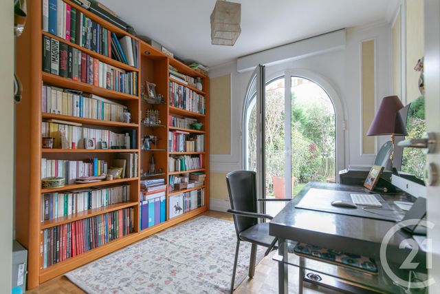 maison à vendre - 7 pièces - 148.75 m2 - ST MAUR DES FOSSES - 94 - ILE-DE-FRANCE - Century 21 Immo Bac