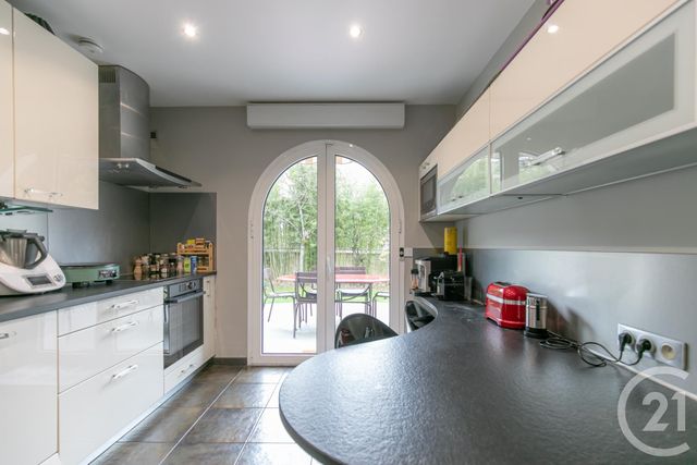 maison à vendre - 7 pièces - 148.75 m2 - ST MAUR DES FOSSES - 94 - ILE-DE-FRANCE - Century 21 Immo Bac