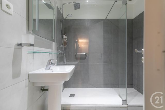 maison à vendre - 7 pièces - 148.75 m2 - ST MAUR DES FOSSES - 94 - ILE-DE-FRANCE - Century 21 Immo Bac