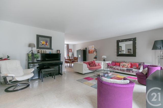 maison à vendre - 7 pièces - 148.75 m2 - ST MAUR DES FOSSES - 94 - ILE-DE-FRANCE - Century 21 Immo Bac