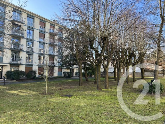 Appartement F5 à vendre - 5 pièces - 102.63 m2 - ST MAUR DES FOSSES - 94 - ILE-DE-FRANCE - Century 21 Immo Bac