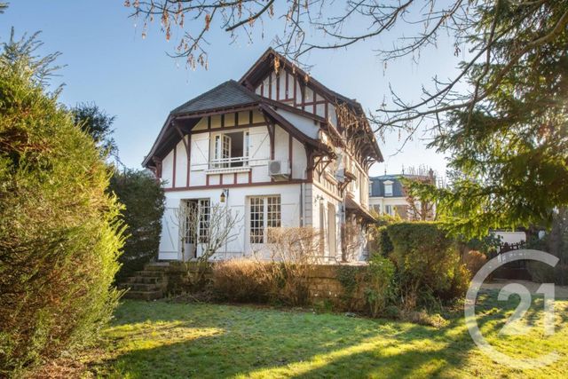 maison à vendre - 9 pièces - 210.0 m2 - ST MAUR DES FOSSES - 94 - ILE-DE-FRANCE - Century 21 Immo Bac