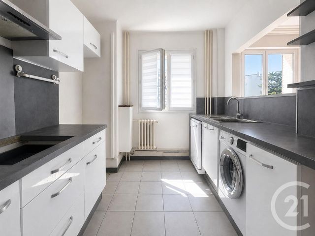 Appartement F3 à vendre ST MAUR DES FOSSES