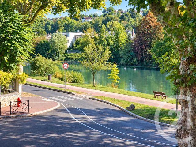 Appartement F3 à vendre - 3 pièces - 81.02 m2 - ST MAUR DES FOSSES - 94 - ILE-DE-FRANCE - Century 21 Immo Bac