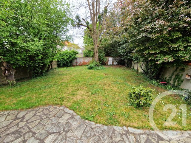 maison à vendre - 7 pièces - 190.65 m2 - ST MAUR DES FOSSES - 94 - ILE-DE-FRANCE - Century 21 Immo Bac