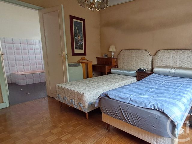 maison à vendre - 7 pièces - 190.65 m2 - ST MAUR DES FOSSES - 94 - ILE-DE-FRANCE - Century 21 Immo Bac