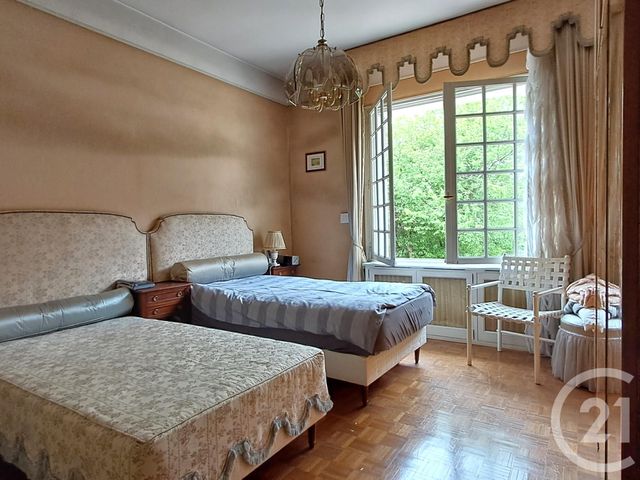 maison à vendre - 7 pièces - 190.65 m2 - ST MAUR DES FOSSES - 94 - ILE-DE-FRANCE - Century 21 Immo Bac