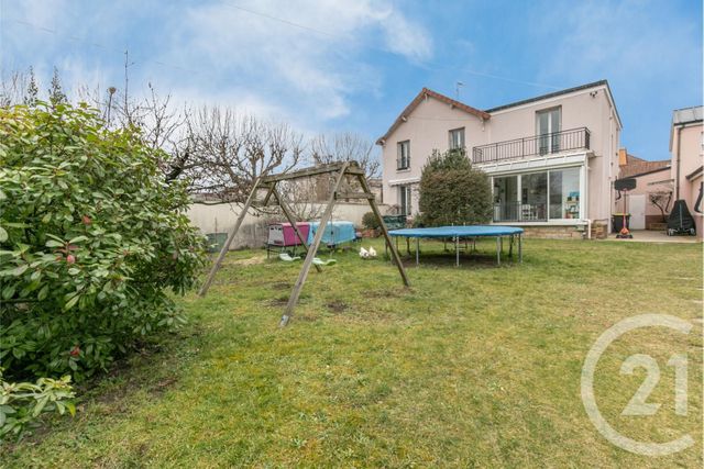 maison à vendre - 8 pièces - 238.19 m2 - ST MAUR DES FOSSES - 94 - ILE-DE-FRANCE - Century 21 Immo Bac