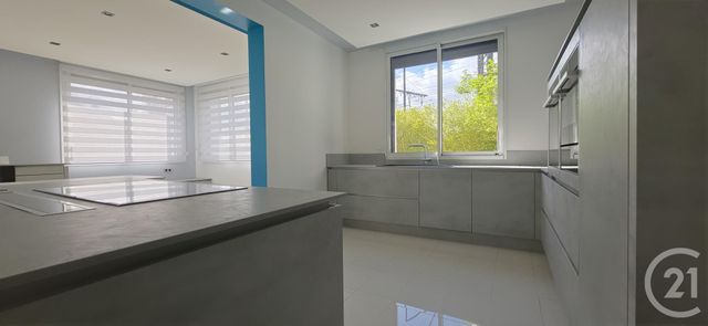 maison à vendre - 5 pièces - 148.04 m2 - ST MAUR DES FOSSES - 94 - ILE-DE-FRANCE - Century 21 Immo Bac