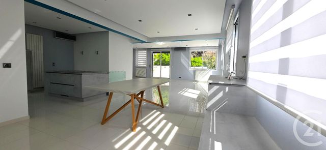 maison à vendre - 5 pièces - 148.04 m2 - ST MAUR DES FOSSES - 94 - ILE-DE-FRANCE - Century 21 Immo Bac