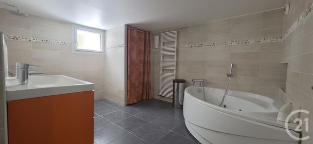 maison à vendre - 5 pièces - 148.04 m2 - ST MAUR DES FOSSES - 94 - ILE-DE-FRANCE - Century 21 Immo Bac