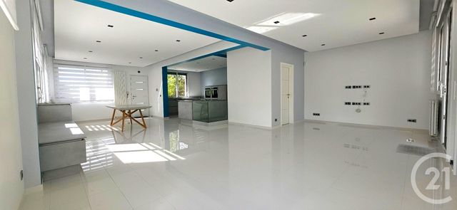 maison à vendre - 5 pièces - 148.04 m2 - ST MAUR DES FOSSES - 94 - ILE-DE-FRANCE - Century 21 Immo Bac