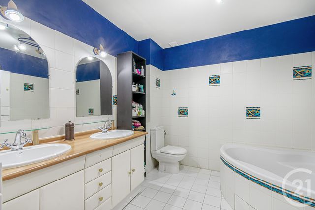 maison à vendre - 6 pièces - 160.21 m2 - ST MAUR DES FOSSES - 94 - ILE-DE-FRANCE - Century 21 Immo Bac