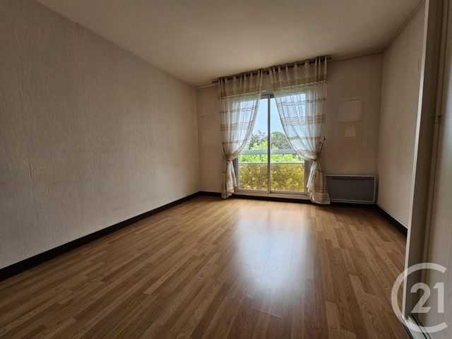 Appartement F3 à vendre - 3 pièces - 76.17 m2 - ST MAUR DES FOSSES - 94 - ILE-DE-FRANCE - Century 21 Immo Bac