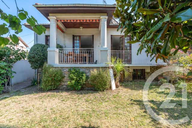 maison à vendre - 5 pièces - 94.18 m2 - LA VARENNE ST HILAIRE - 94 - ILE-DE-FRANCE - Century 21 Immo Bac