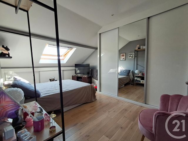 Afficher la photo en grand maison à vendre - 6 pièces - 150.0 m2 - ORMESSON SUR MARNE - 94 - ILE-DE-FRANCE - Century 21 Immo Bac