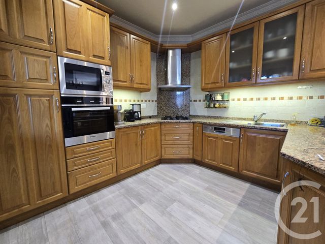 Afficher la photo en grand maison à vendre - 6 pièces - 150.0 m2 - ORMESSON SUR MARNE - 94 - ILE-DE-FRANCE - Century 21 Immo Bac