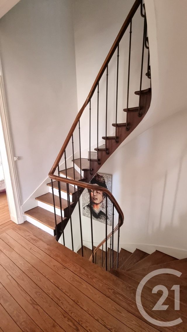 maison à vendre - 8 pièces - 157.66 m2 - ST MAUR DES FOSSES - 94 - ILE-DE-FRANCE - Century 21 Immo Bac