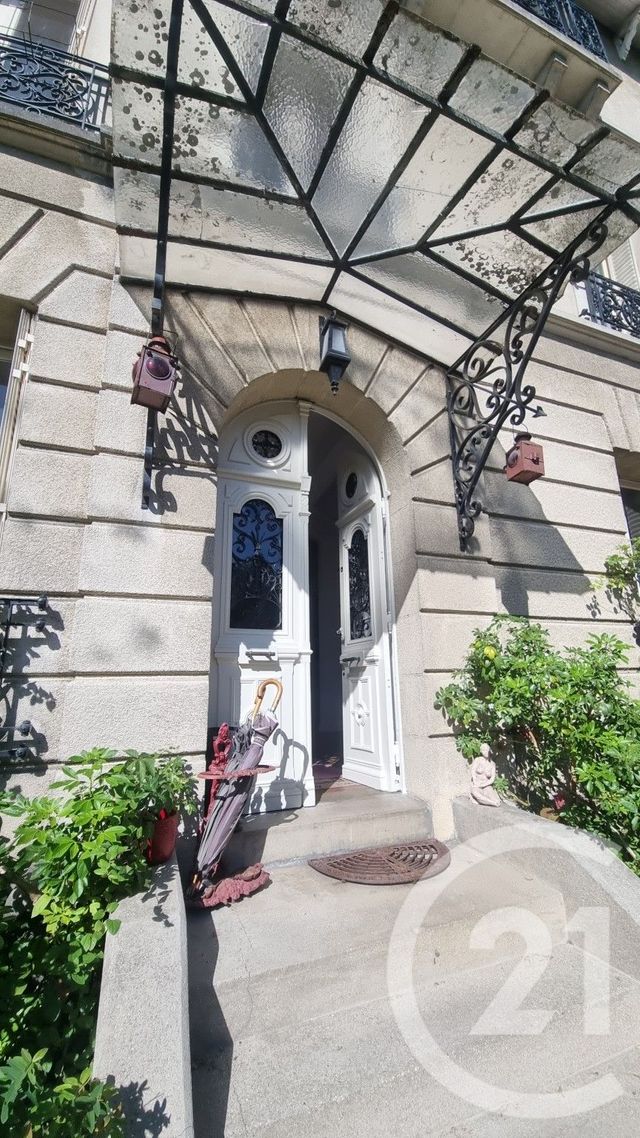 maison à vendre - 8 pièces - 157.66 m2 - ST MAUR DES FOSSES - 94 - ILE-DE-FRANCE - Century 21 Immo Bac