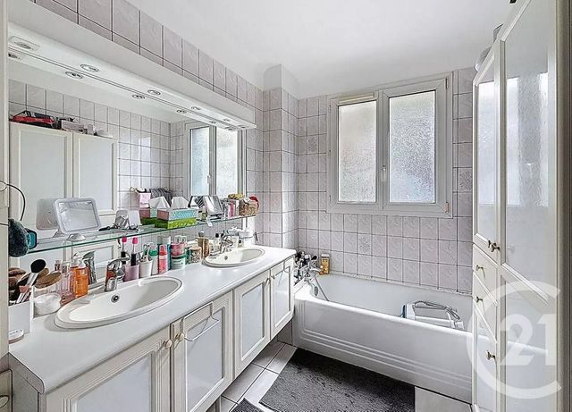 Afficher la photo en grand maison à vendre - 7 pièces - 174.67 m2 - ST MAUR DES FOSSES - 94 - ILE-DE-FRANCE - Century 21 Immo Bac